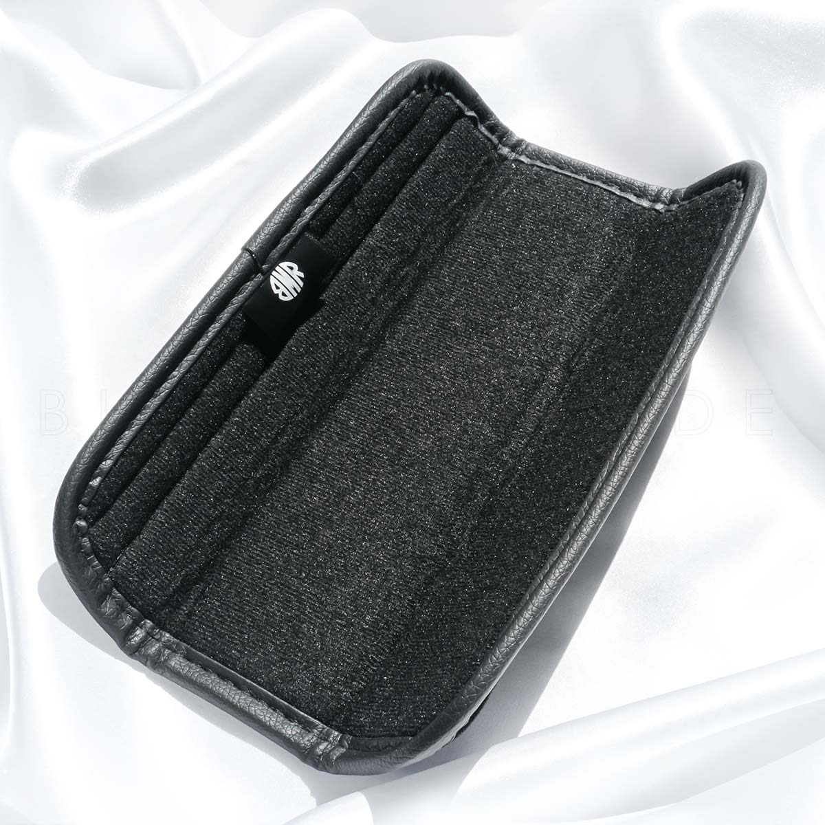 Black seat deals belt covers